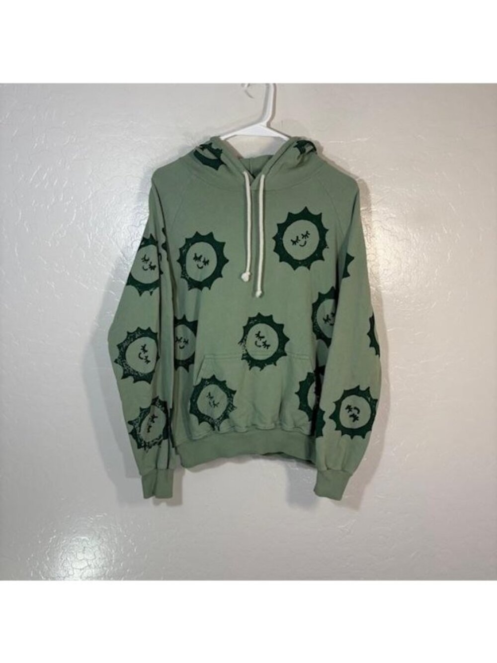 Big Bud Hoodie Womens Small Green Sun Graphic Pullover Sweatshirt Terry Knit